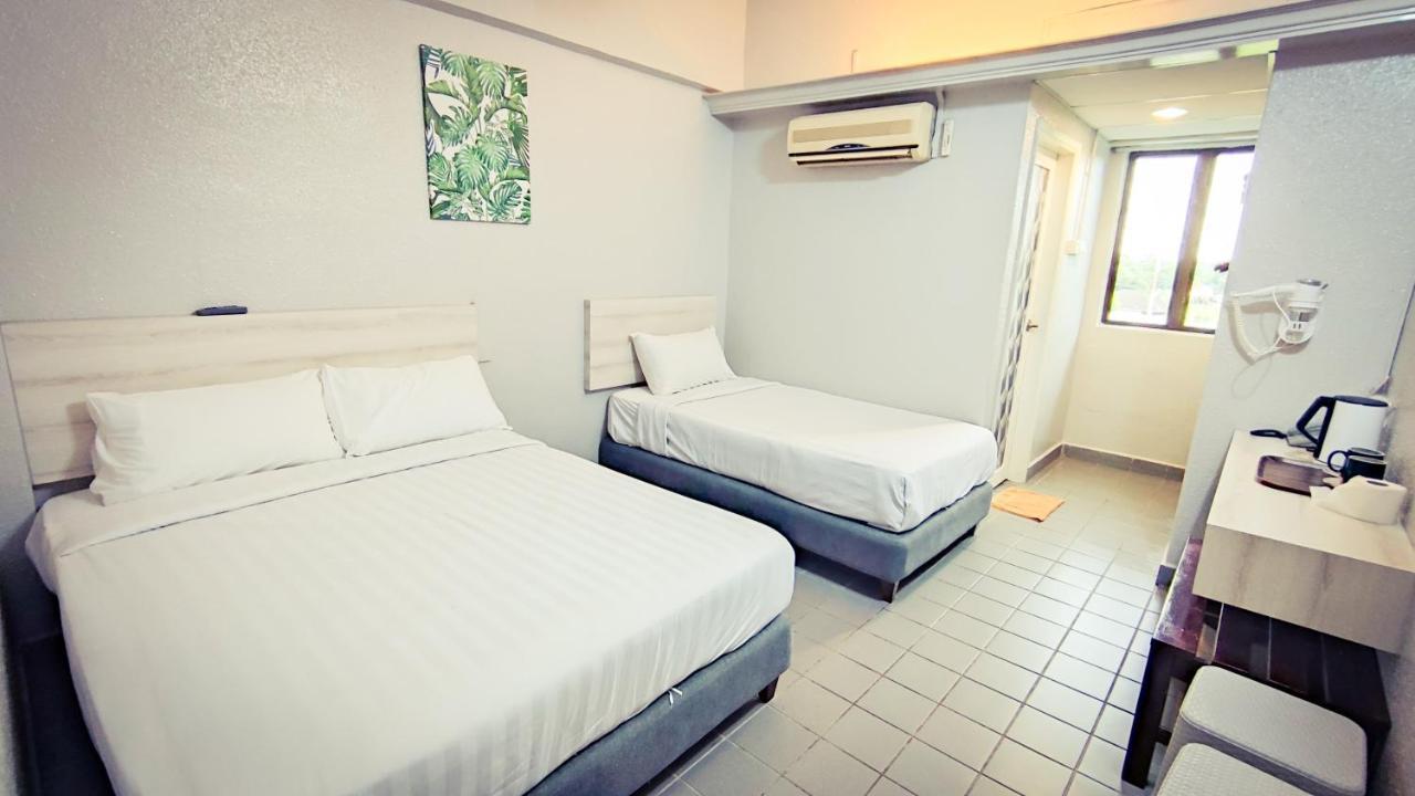 Lotus Inn Malacca Bagian luar foto