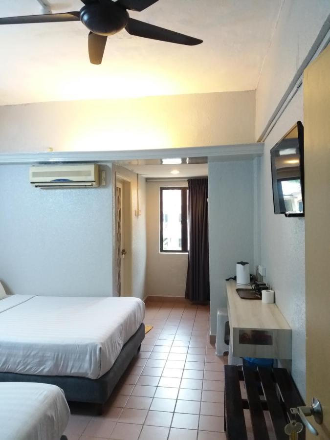 Lotus Inn Malacca Bagian luar foto